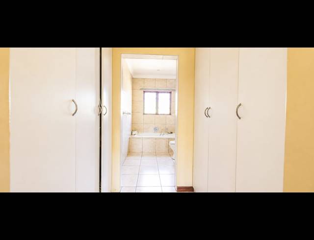 3 BEDROOM HOUSE FOR SALE IN HUGHES